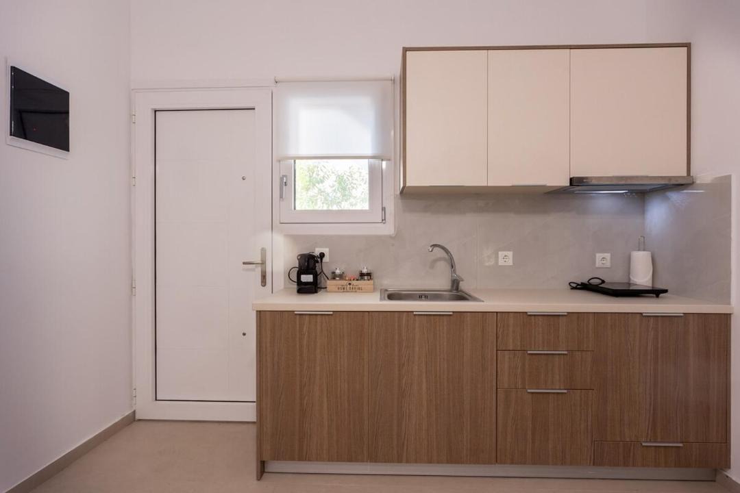 Photo of Kitchen in Minoa Pediada