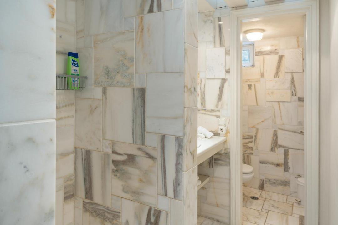 Photo of Bathroom in Agios Ioannis