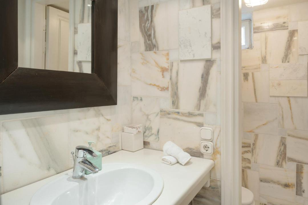 Photo of Bathroom in Agios Ioannis