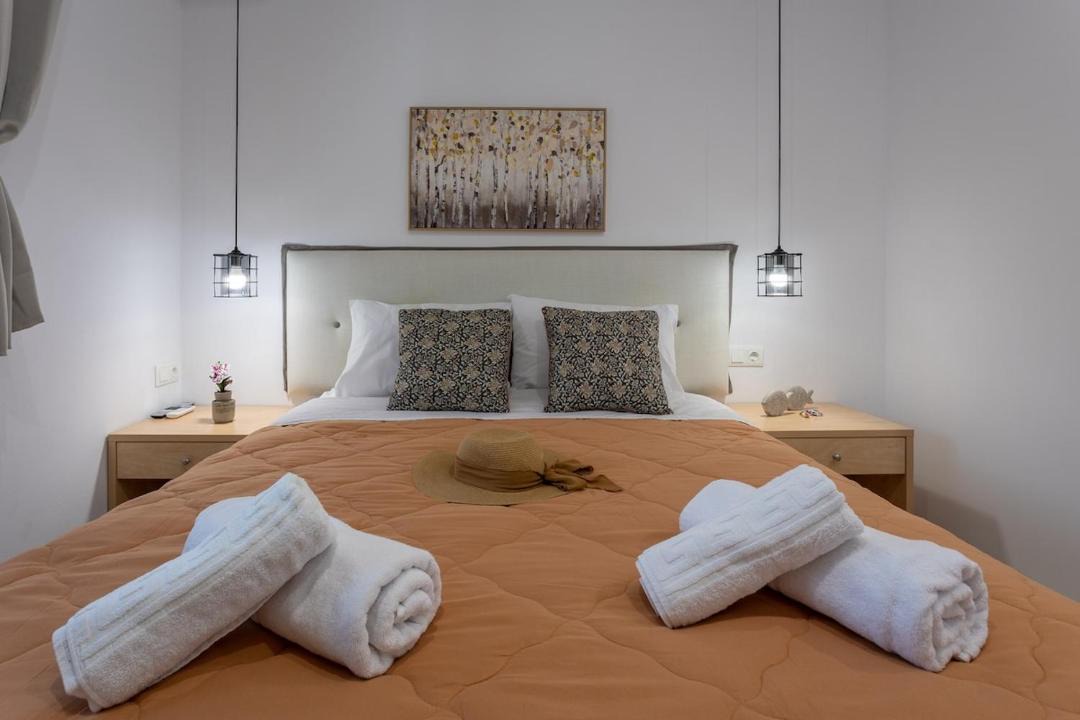 Photo of Bedroom in Minoa Pediada