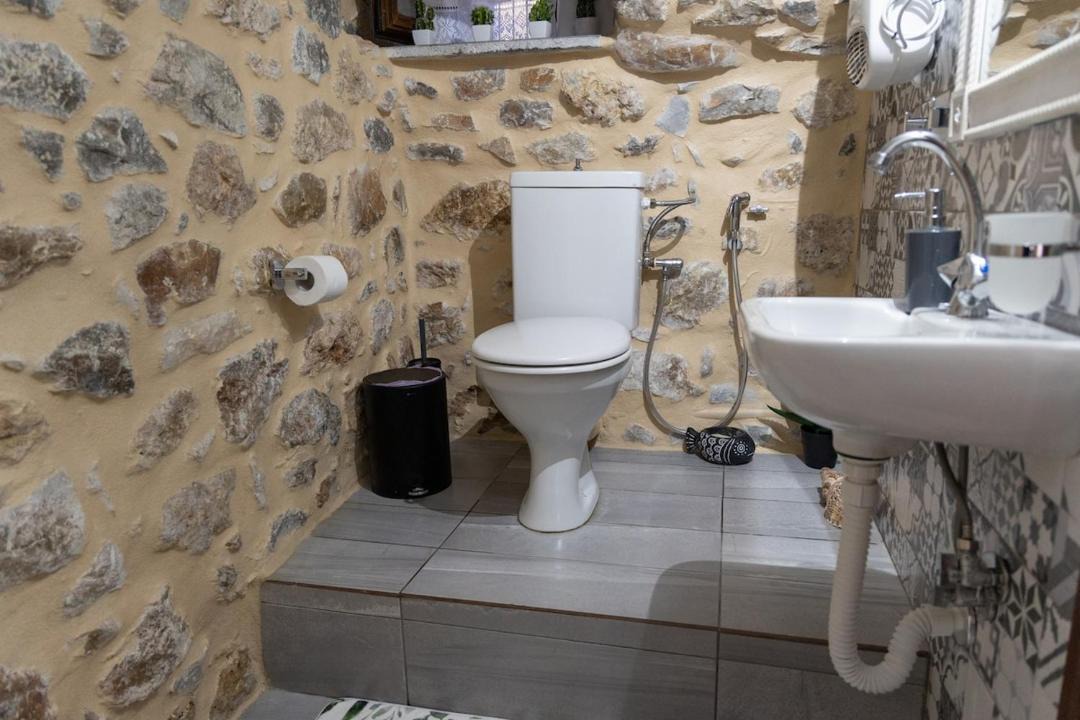 Photo of Bathroom in Oitylo