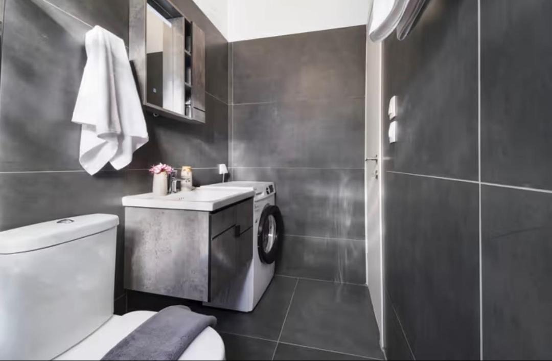 Photo of Bathroom in Katomerion
