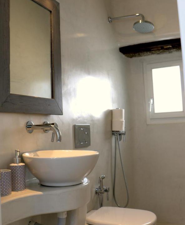 Photo of Bathroom in Ano Mera