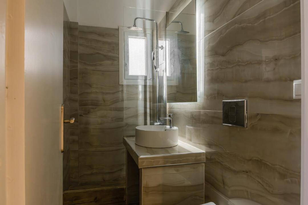 Photo of Bathroom in Analipsi