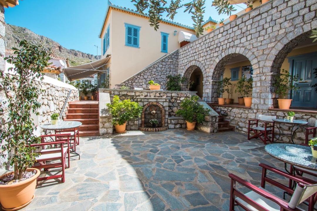 Photo of Patio Balcony in Hydra