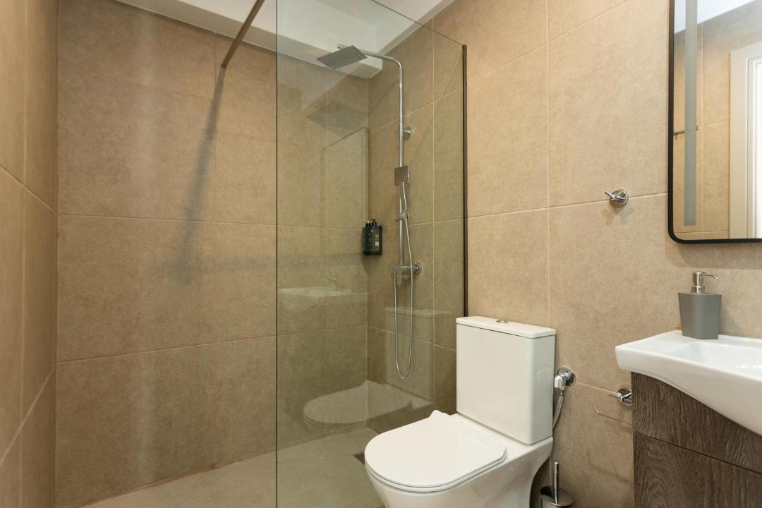 Photo of Bathroom in Vardaris