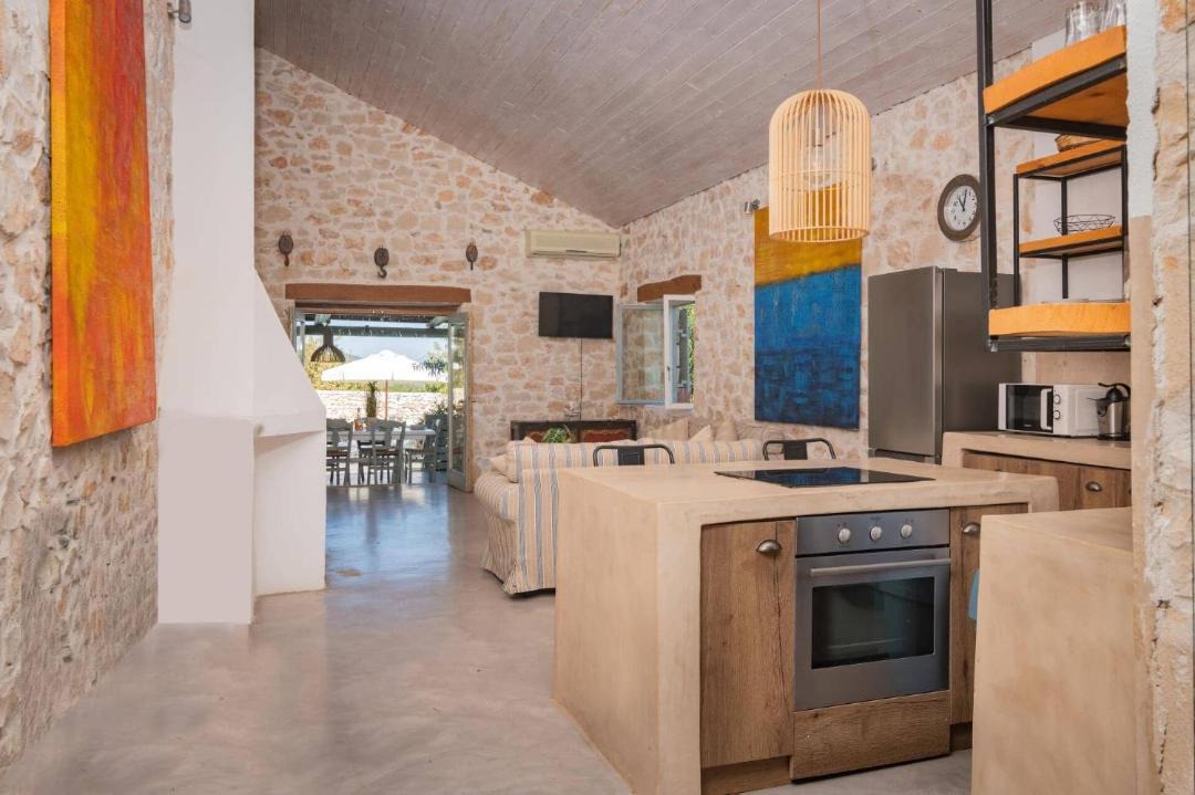 Photo of Kitchen in Skinaria