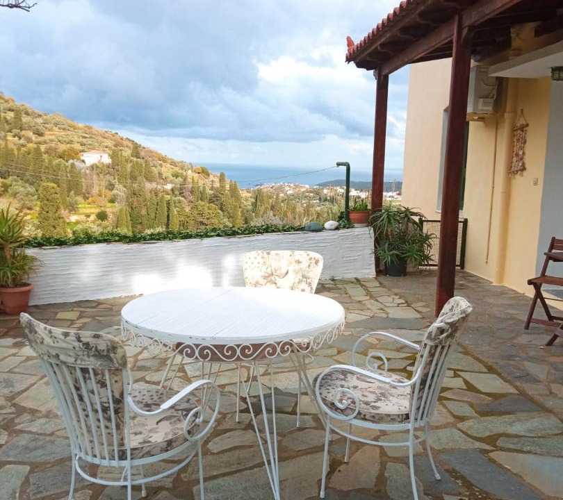 Photo of Patio Balcony in Menites