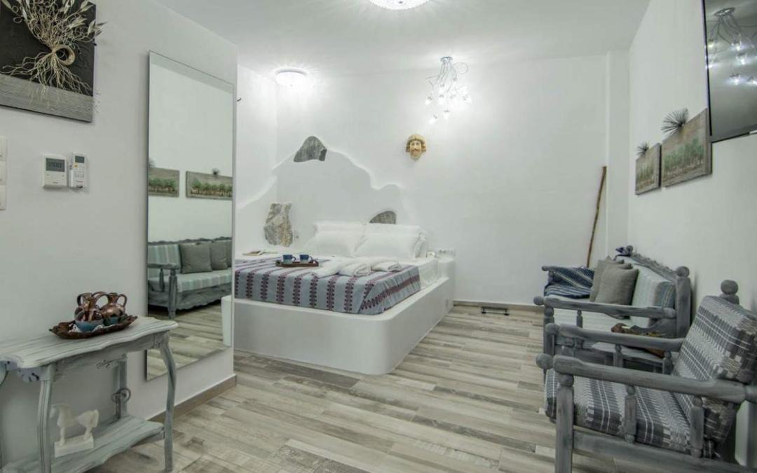 Photo of Others in Naxos