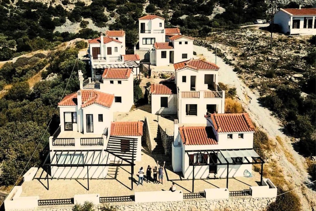 Photo of Buildings in Ormos Koumeikon