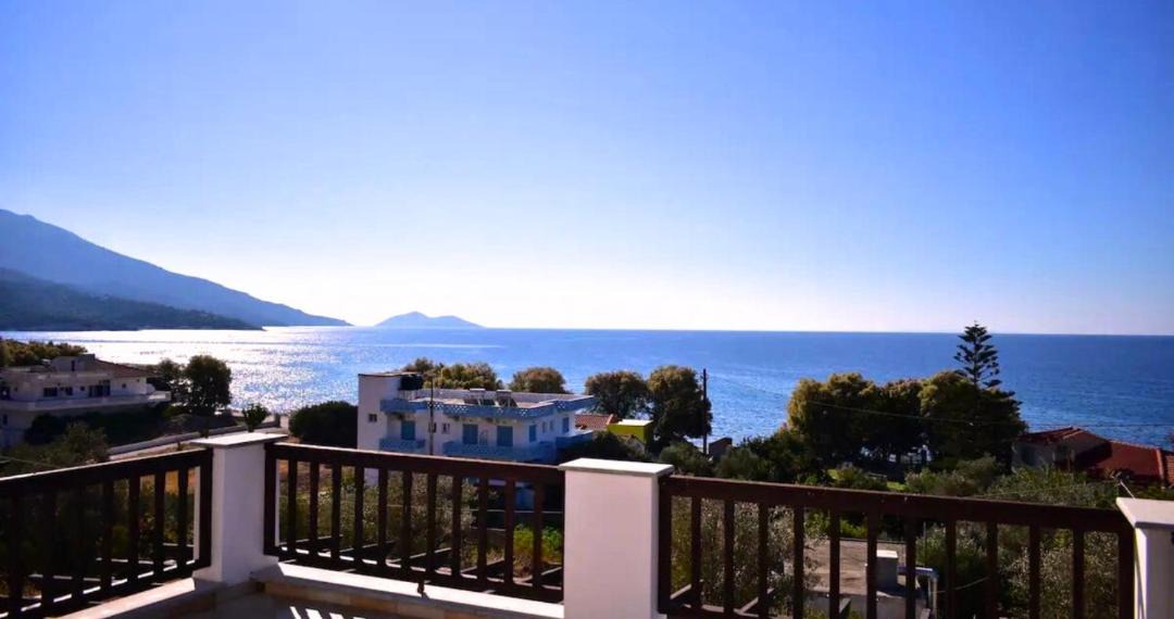 Photo of Patio Balcony in Ormos Koumeikon