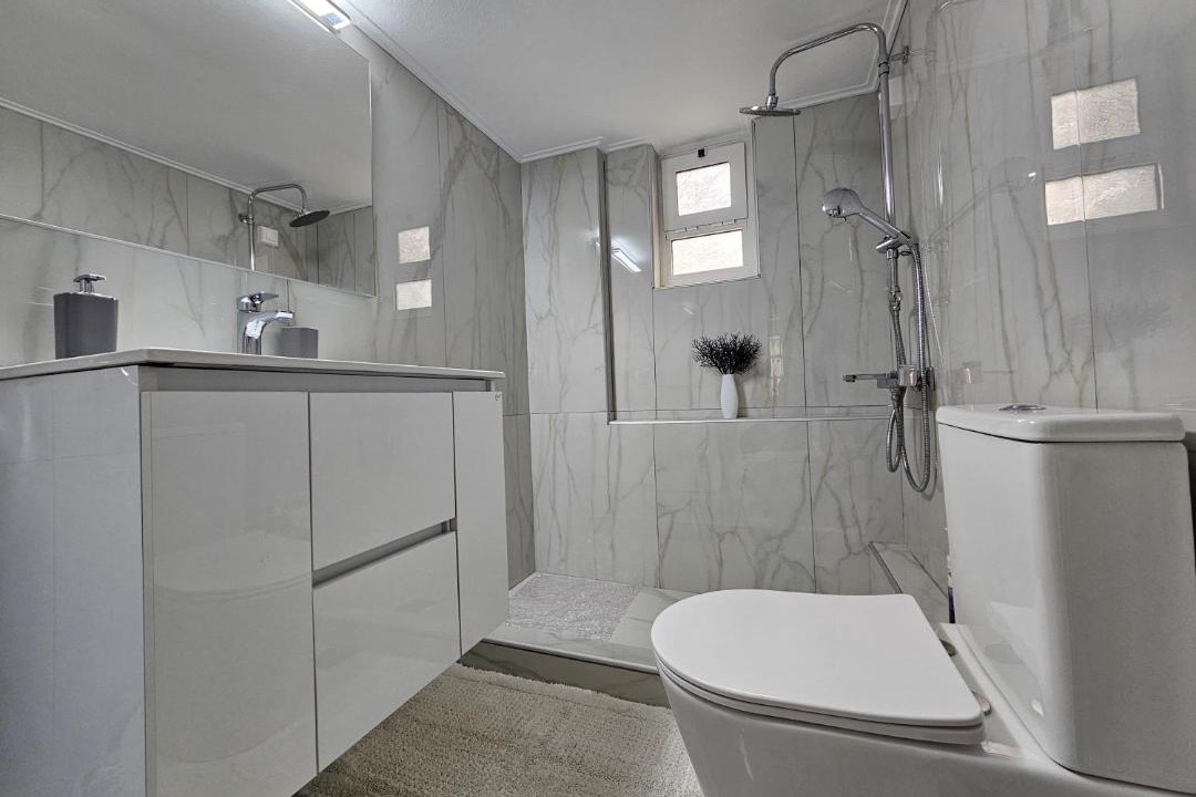 Photo of Bathroom in Pasalimani