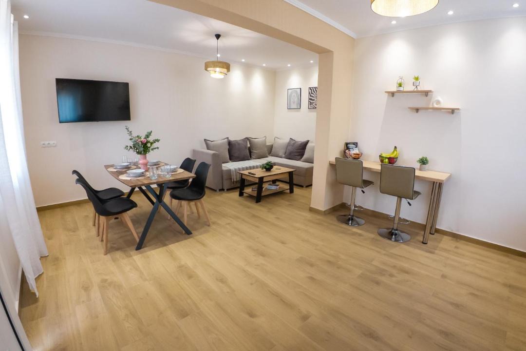 Photo of Livingroom in Karpenisi