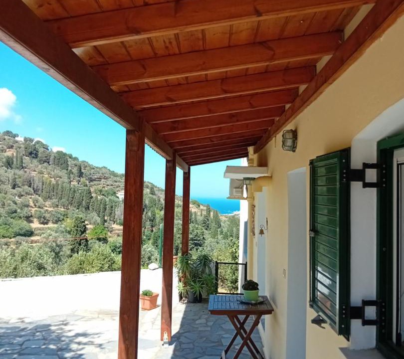 Photo of Patio Balcony in Karpenisi