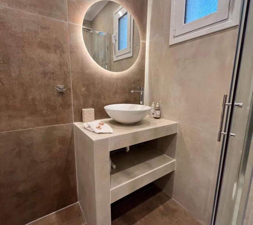 Photo of Bathroom in Perigiali