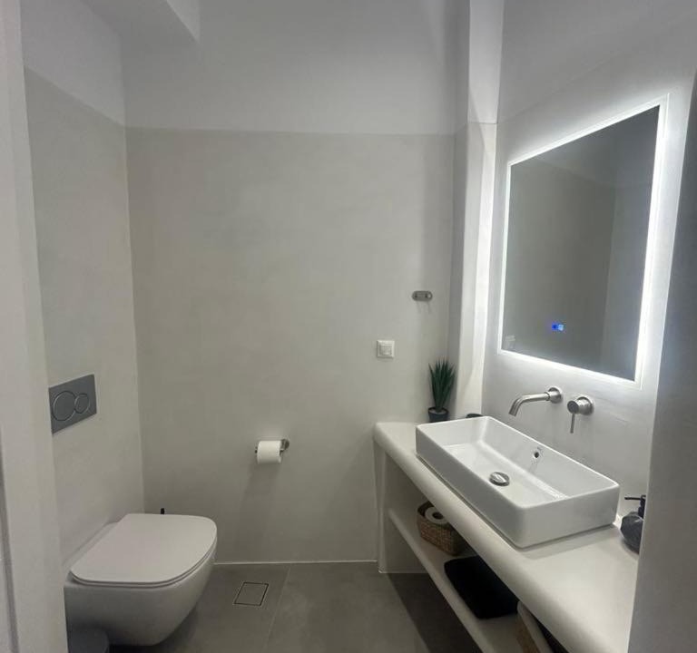 Photo of Bathroom in Herronisos