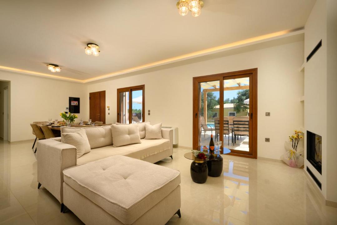 Photo of Livingroom in Perama