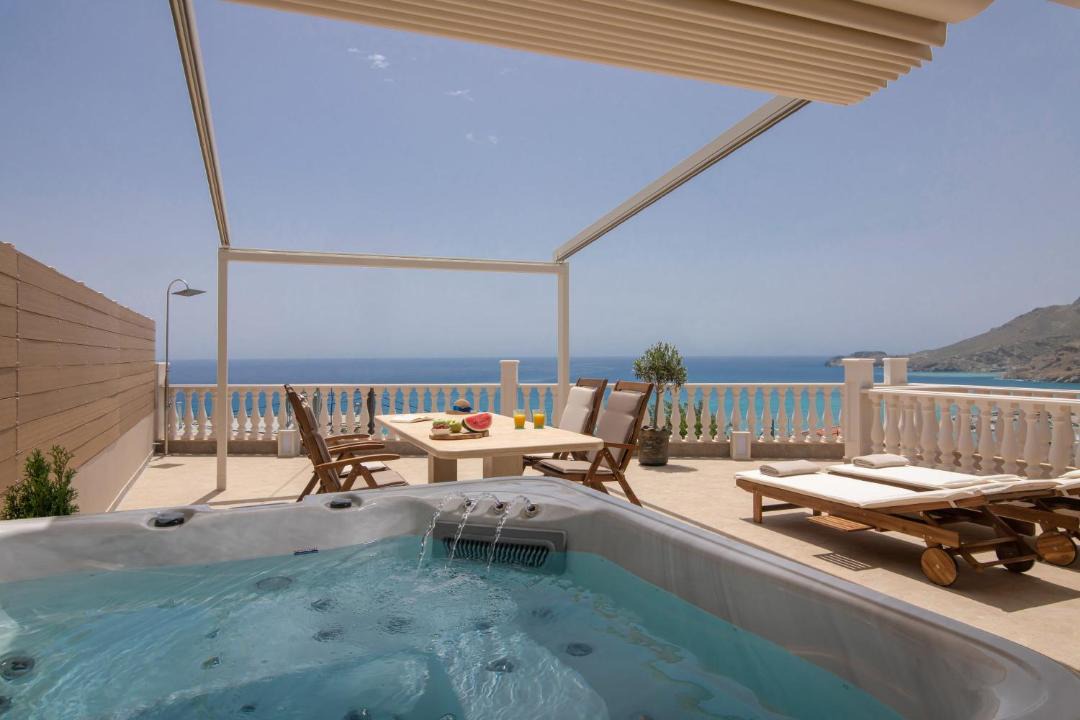 Photo of Patio Balcony in Minoa Pediada