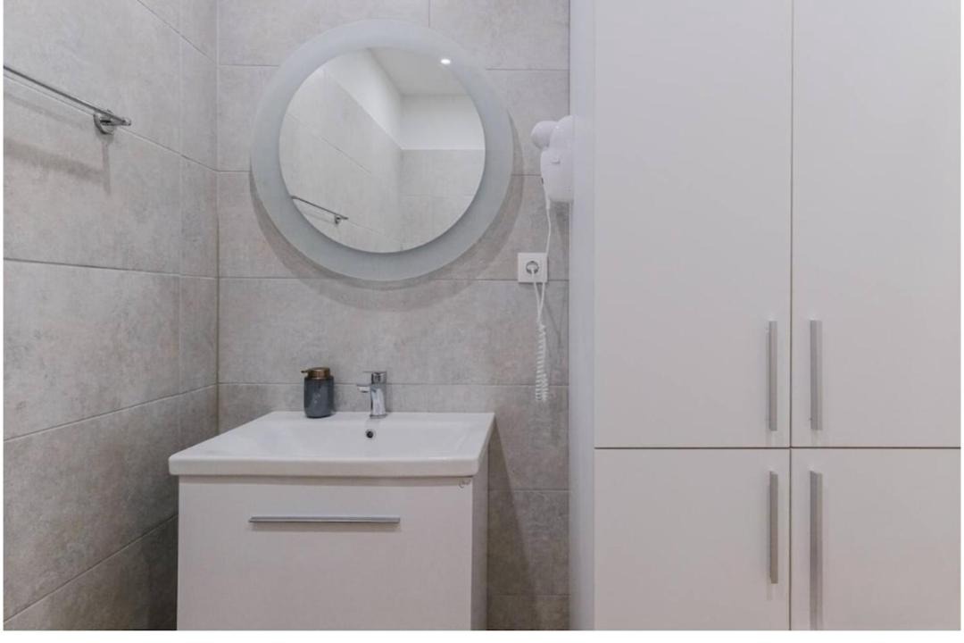 Photo of Bathroom in Ladadika