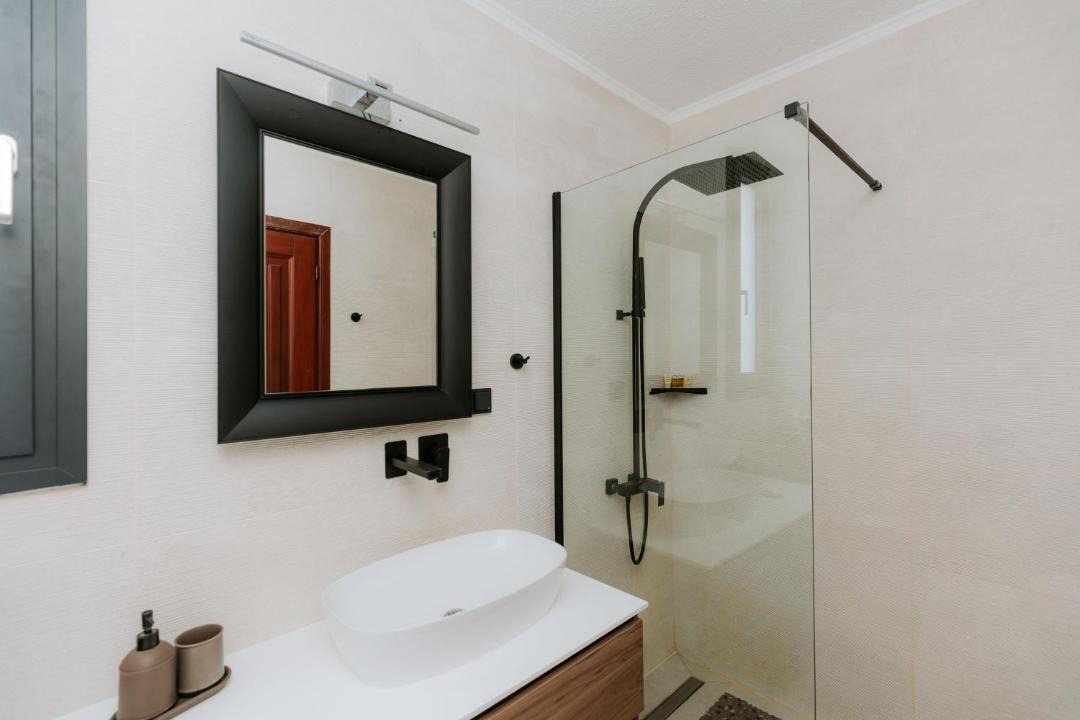 Photo of Bathroom in Sane