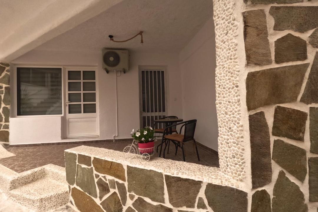 Photo of Patio Balcony in Foinikounta