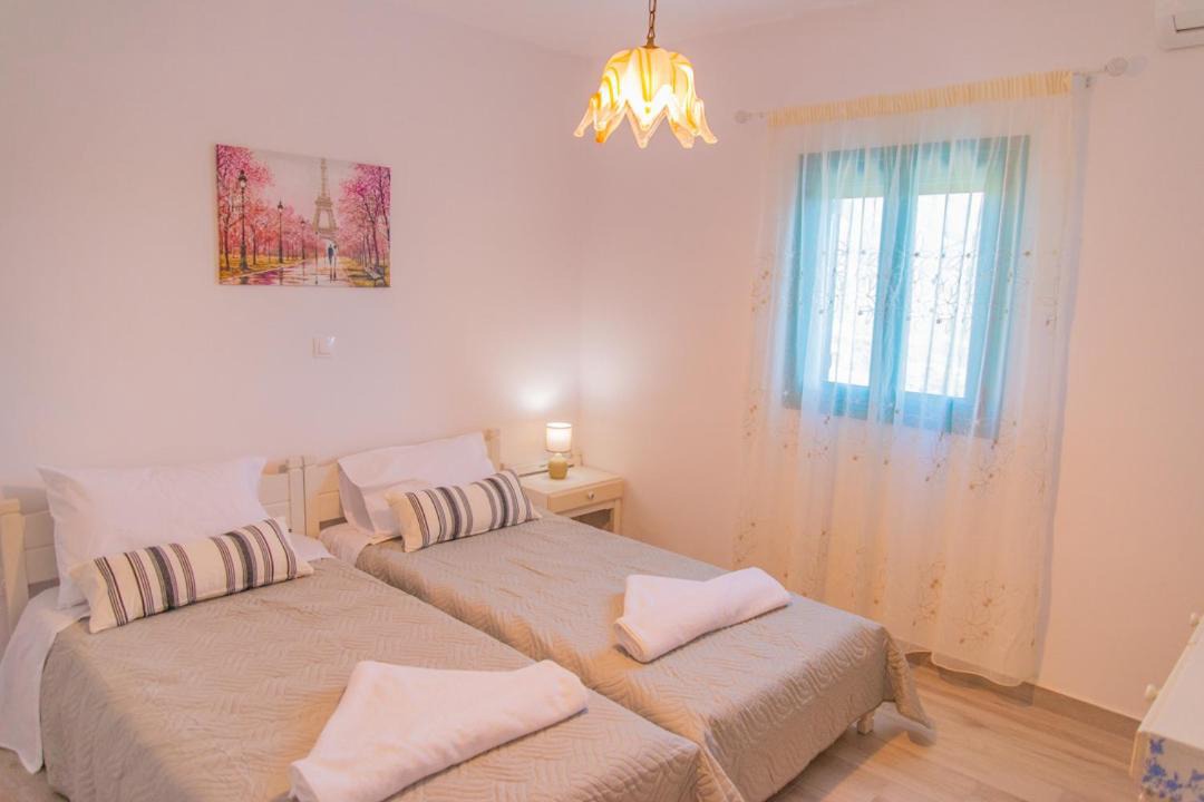 Photo of Bedroom in Andros