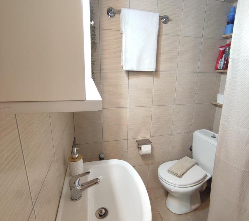 Photo of Bathroom in Larissa