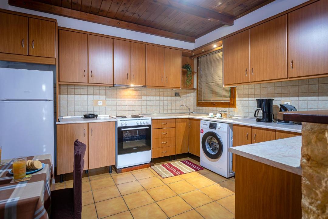 Photo of Kitchen in Sinarades
