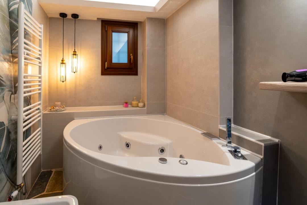 Photo of Bathroom in Papa Nero