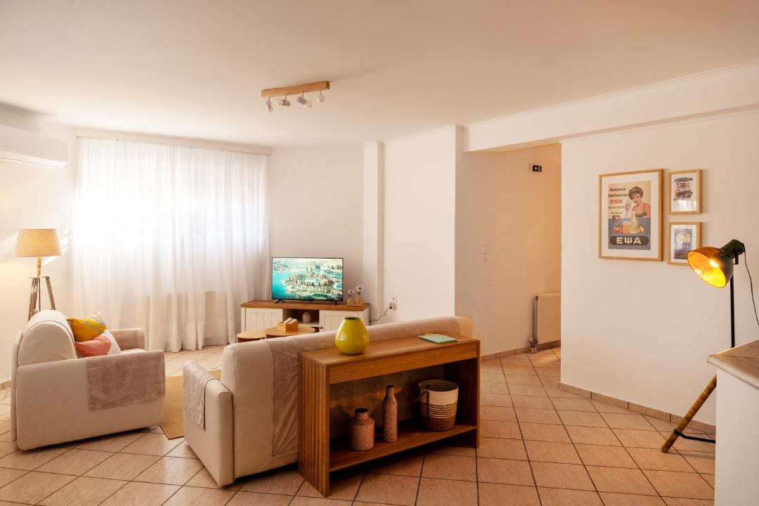Photo of Livingroom in Kropia