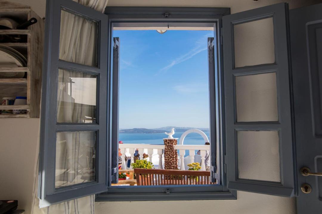 Photo of Others in Oia