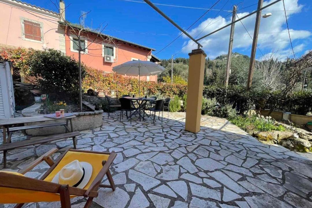 Photo of Patio Balcony in Achilleio
