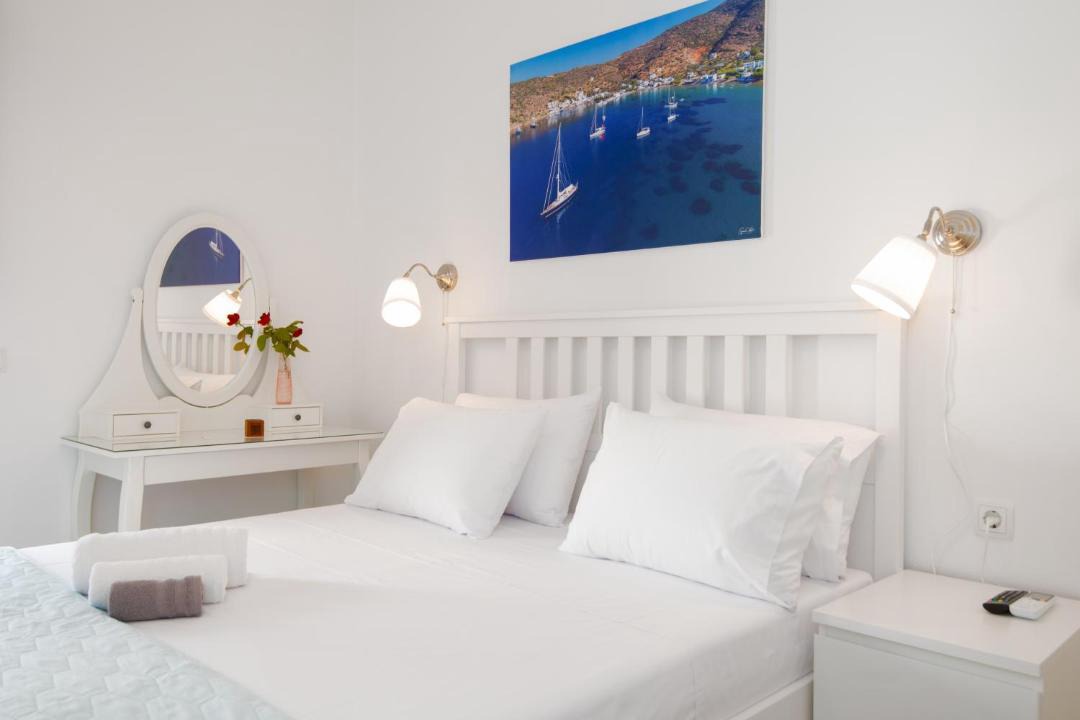 Photo of Bedroom in Kamares