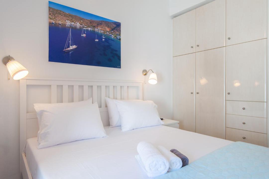 Photo of Bedroom in Kamares