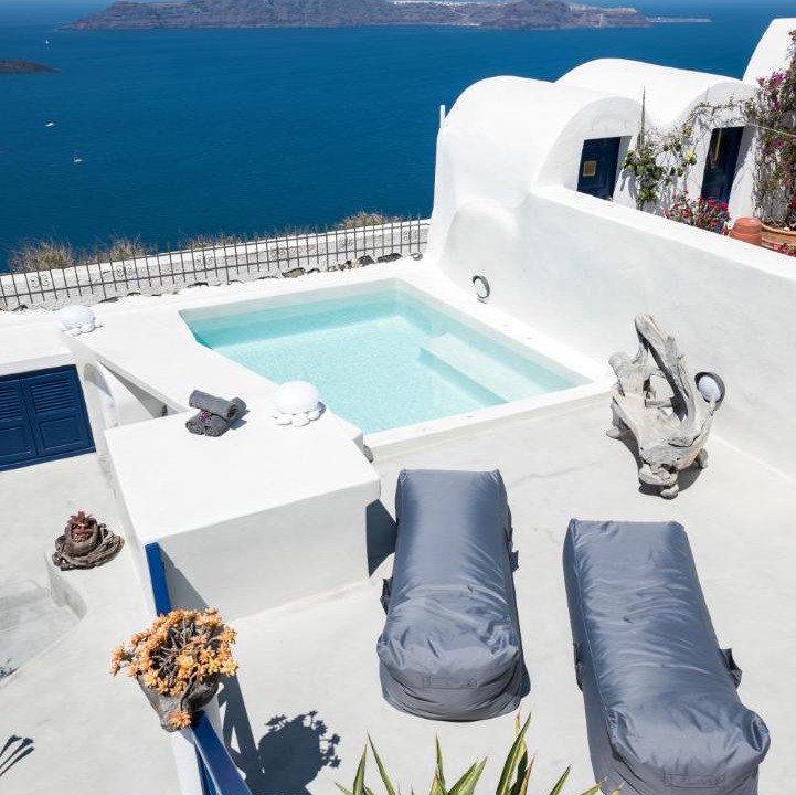 Photo of Others in Fira