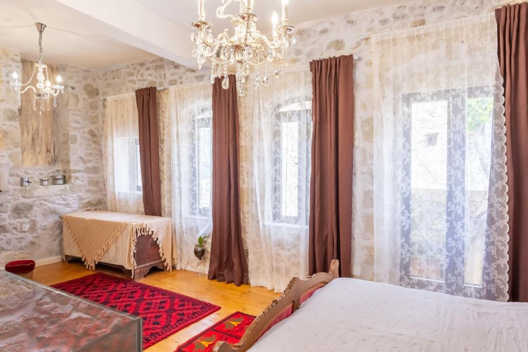 Photo of Bedroom in Krouson