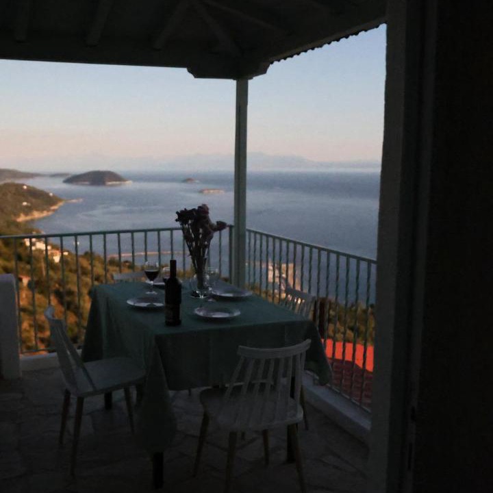 Photo of Patio Balcony in Glossa