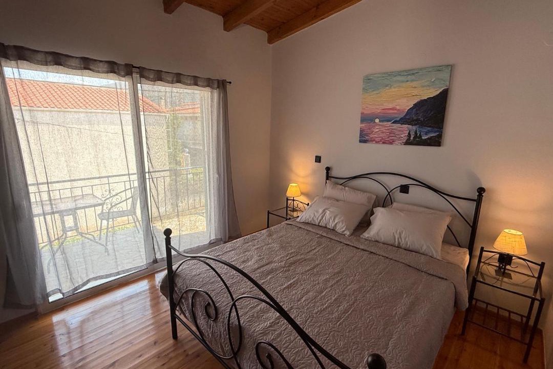 Photo of Bedroom in Diakofto