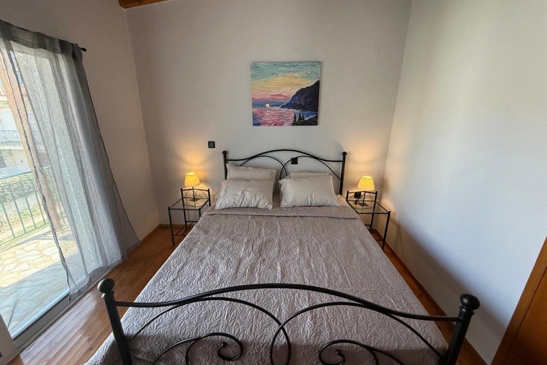 Photo of Bedroom in Diakofto