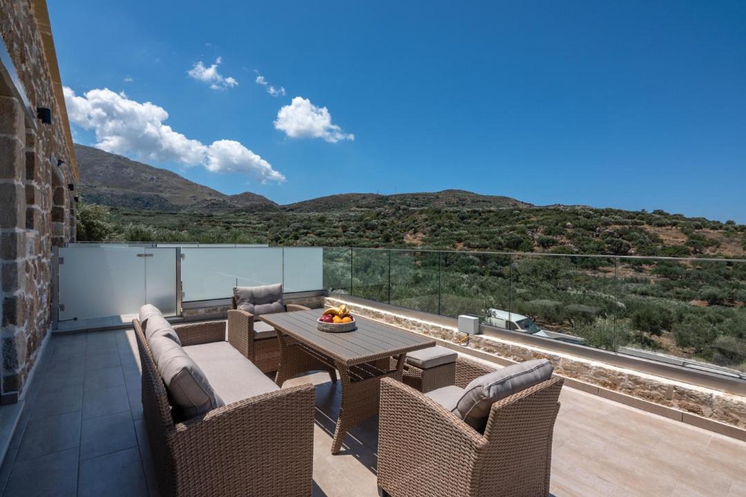 Photo of Patio Balcony in Limeniskos