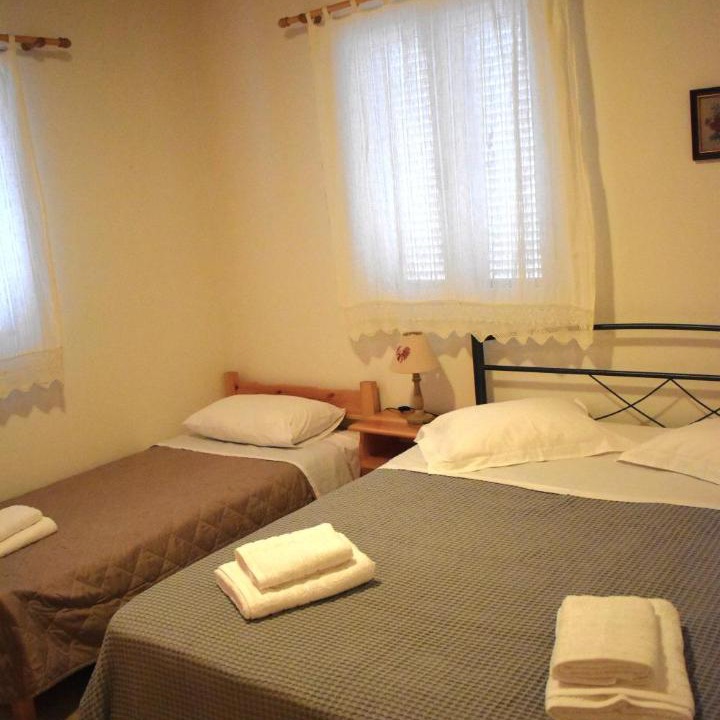 Photo of Bedroom in Dhrakata