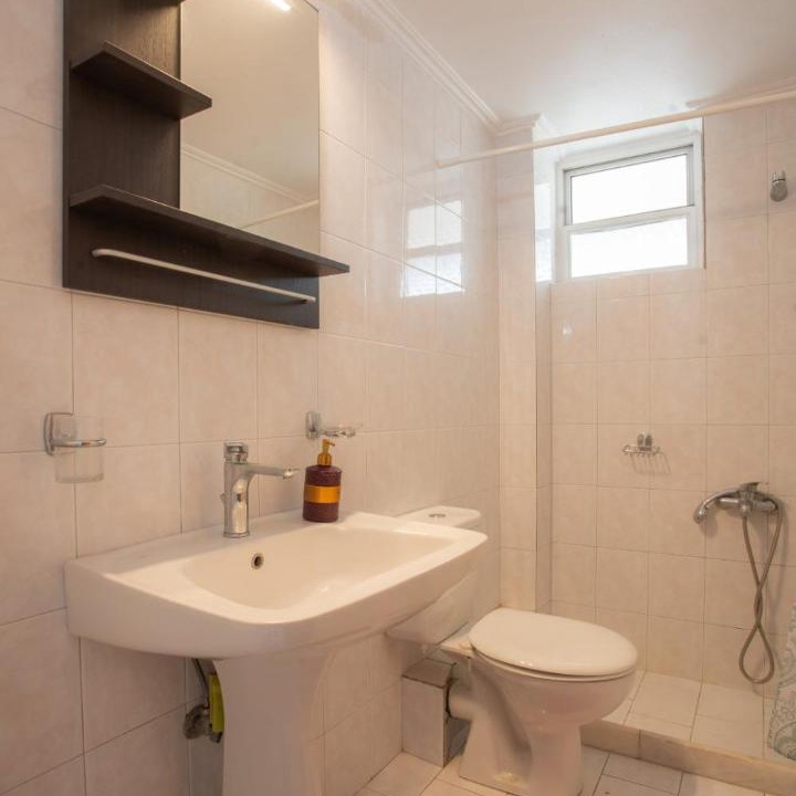 Photo of Bathroom in Yenion