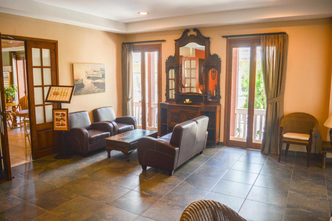 Photo of Livingroom in Rhodes