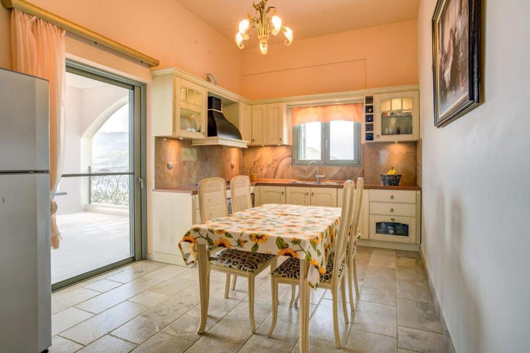 Photo of Kitchen in Troizinia