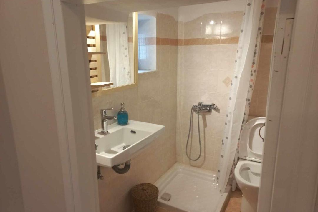 Photo of Bathroom in East Mani