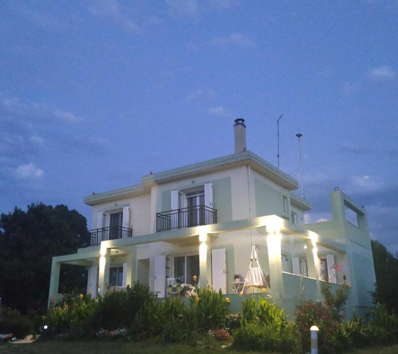 Photo of Others in Aravissos