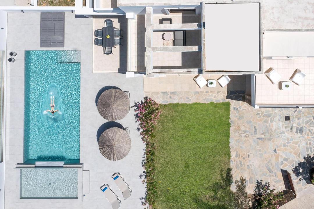 Photo of Others in Pefkos