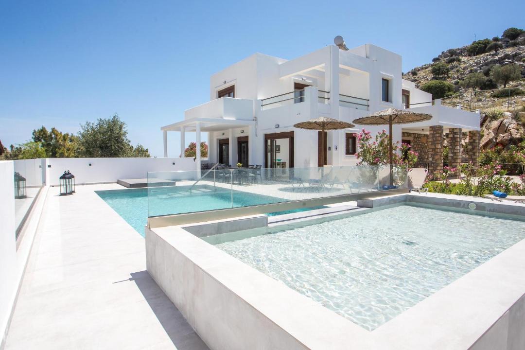 Photo of Others in Pefkos