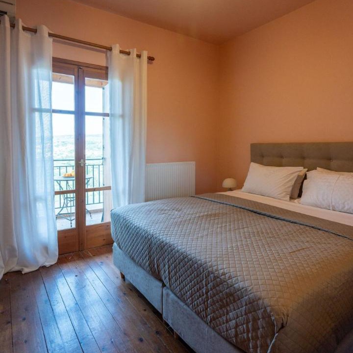Photo of Bedroom in Makhairoi