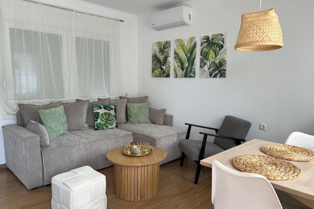 Photo of Livingroom in Kinyra